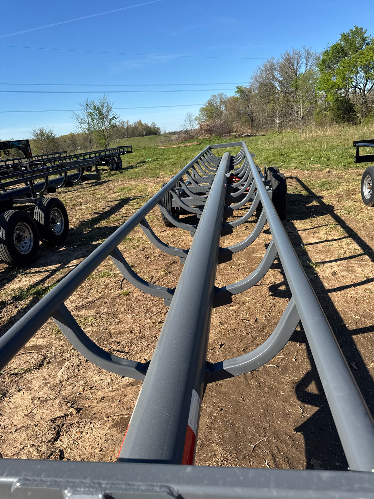 32ft BP In-Line Hay Trailer - Hydraulic
