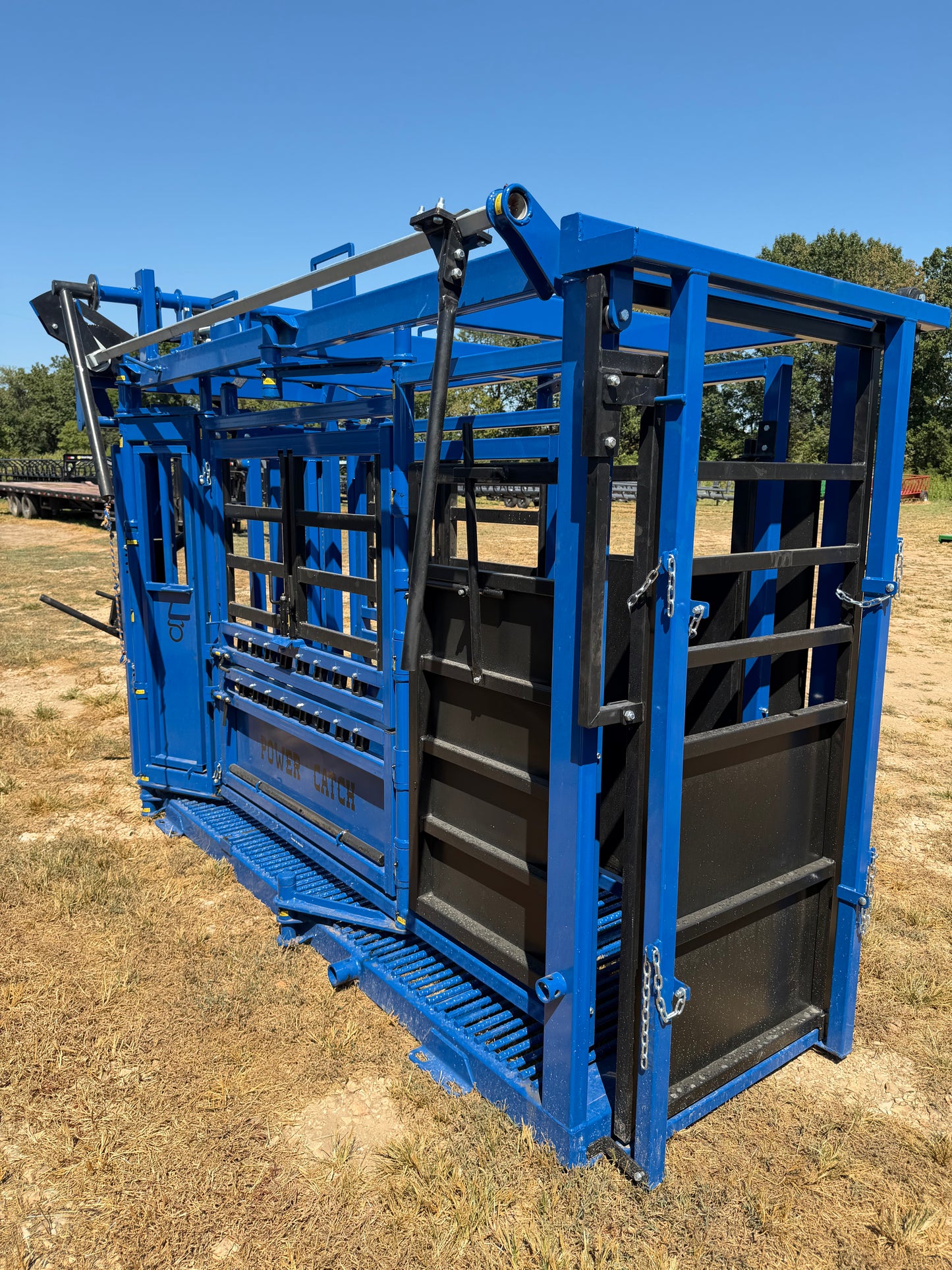 Power Catch ~ Manual Squeeze Chute