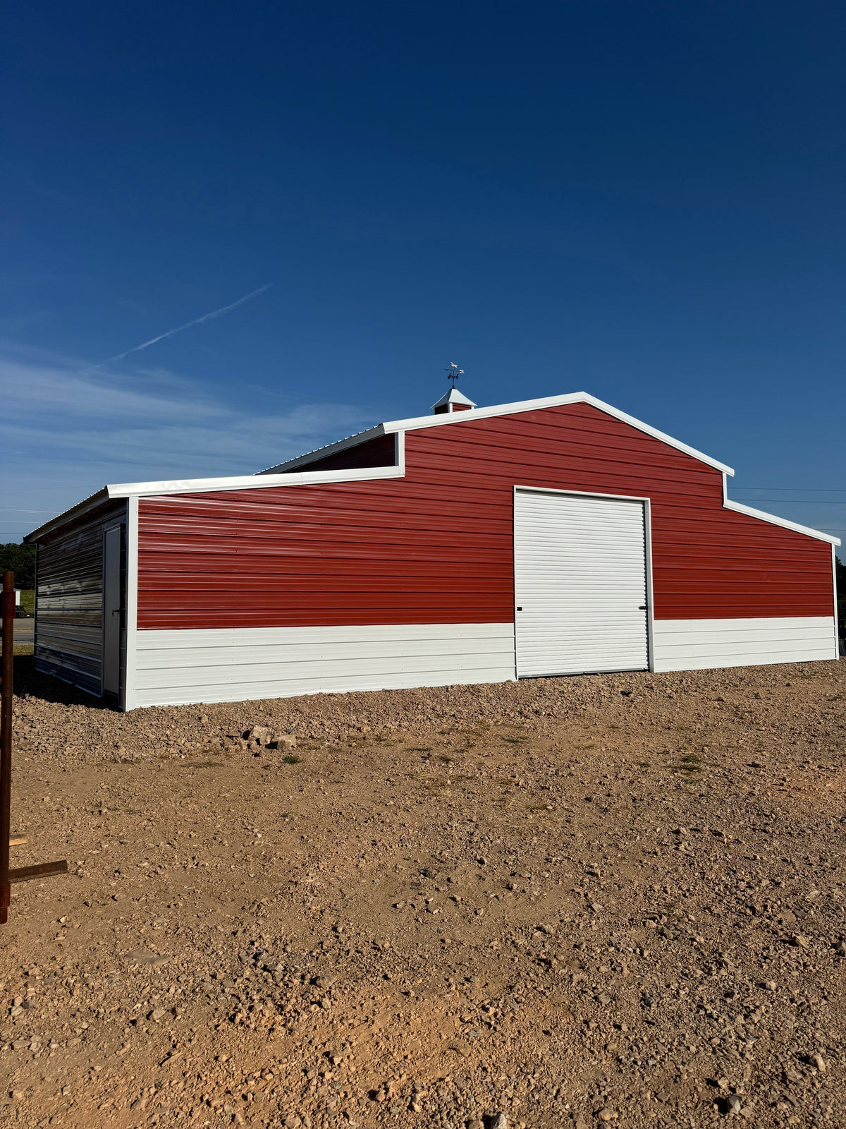 Horse Barn: 48’W x 25’L x 12’/8’ Leg Height