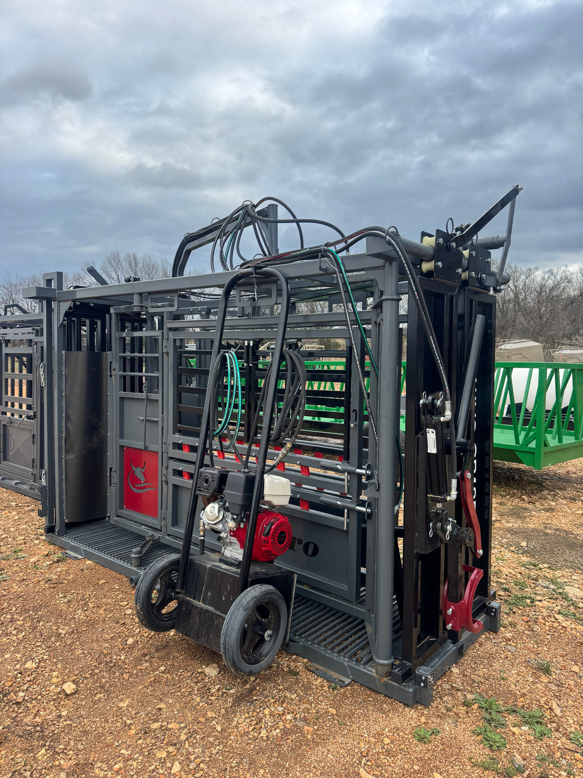 CattlePro Hydraulic Squeeze - CP1850
