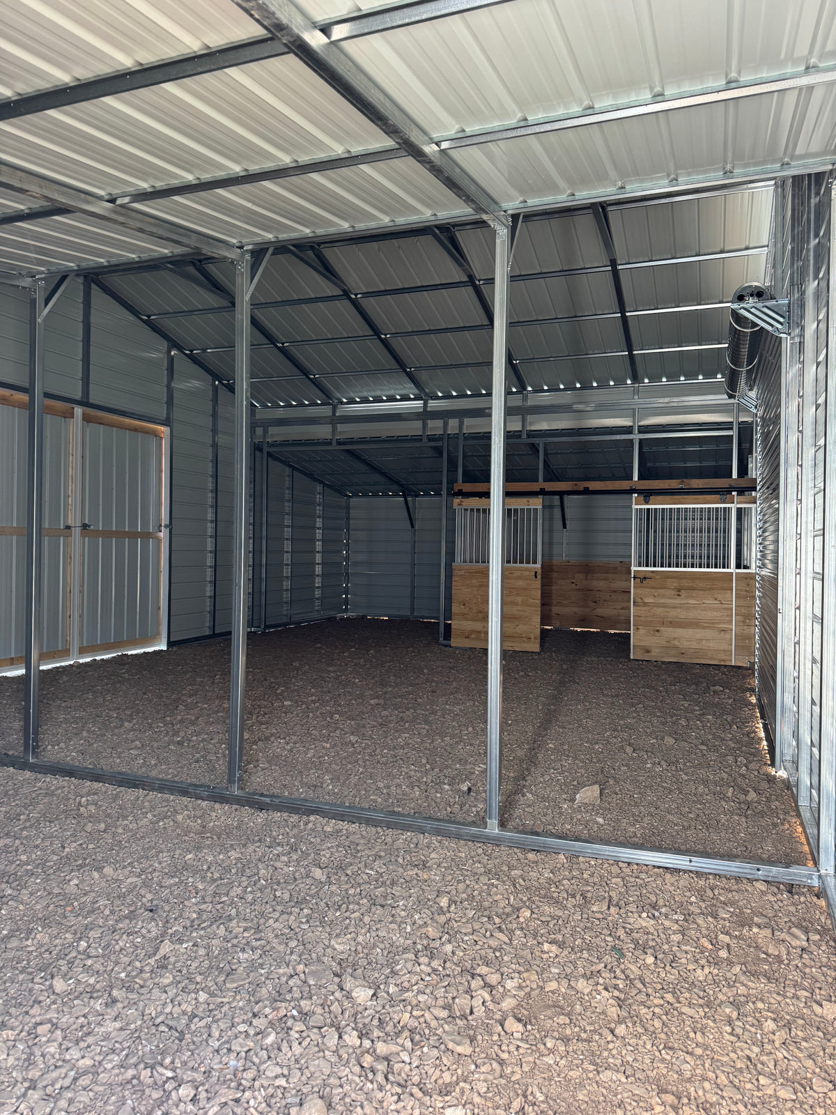 Horse Barn: 48’W x 25’L x 12’/8’ Leg Height