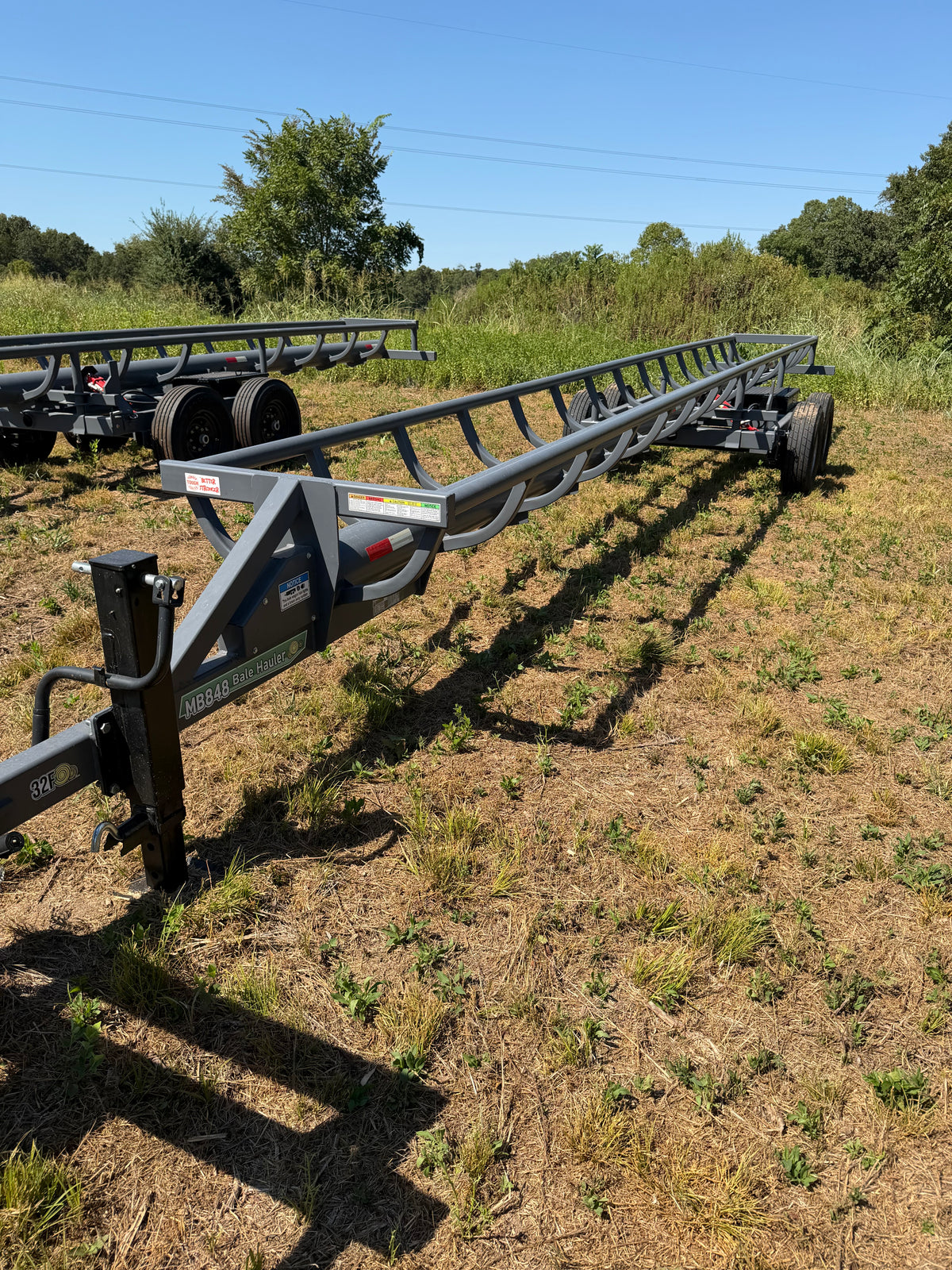 32ft BP In-Line Hay Trailer - Hydraulic