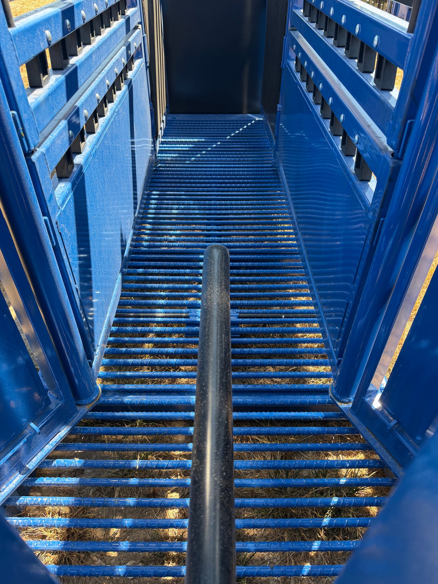 Power Catch ~ Manual Squeeze Chute