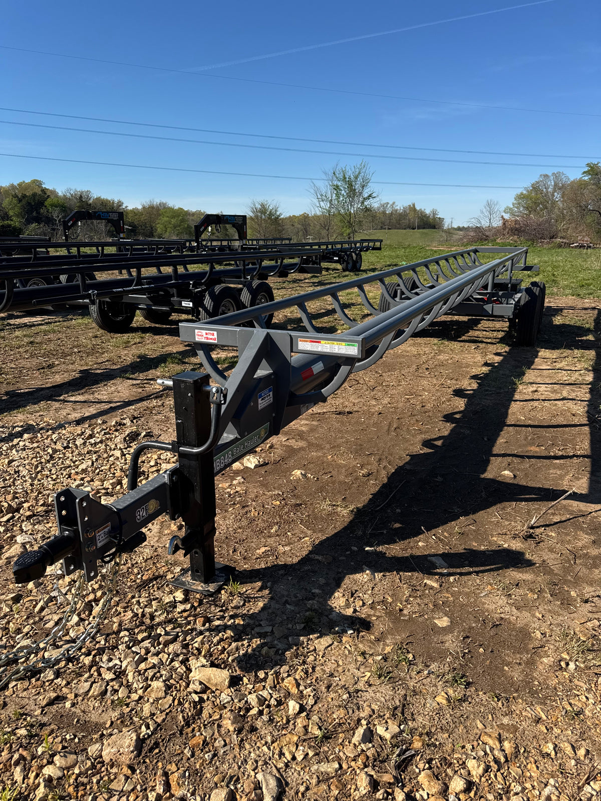 32ft BP In-Line Hay Trailer - Hydraulic