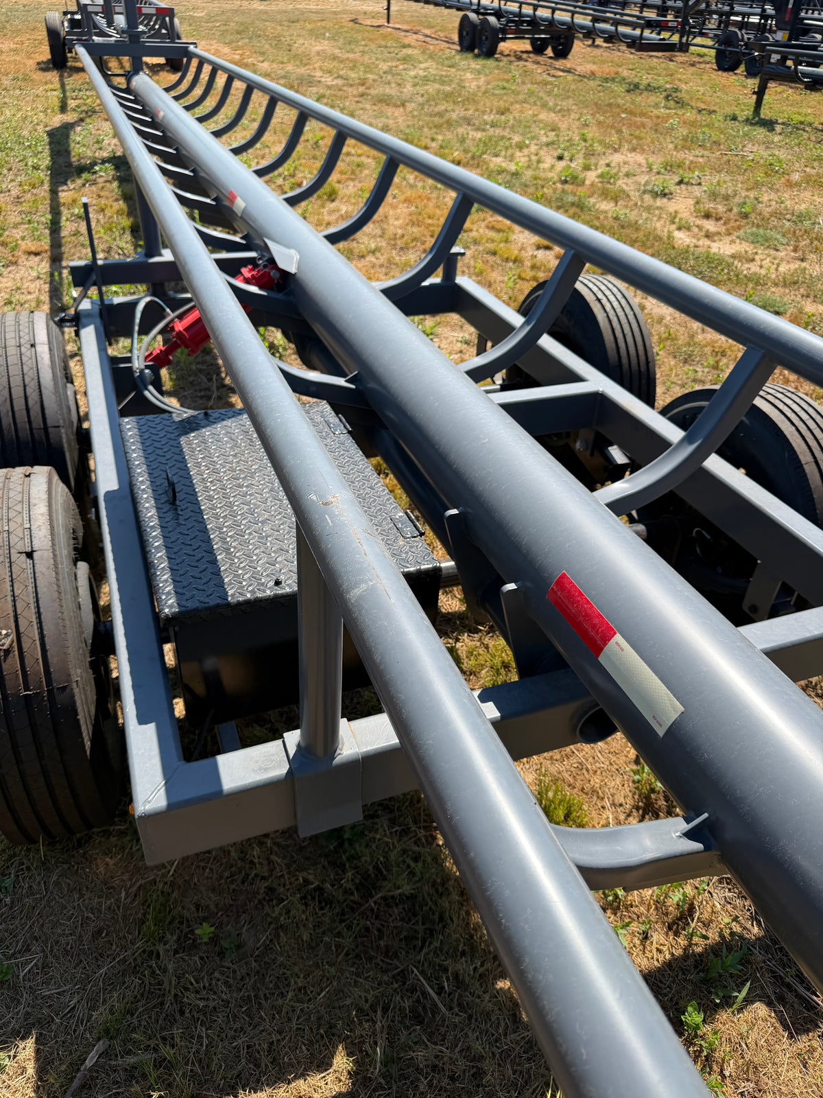 36ft In-Line Hay Trailer - Hydraulic