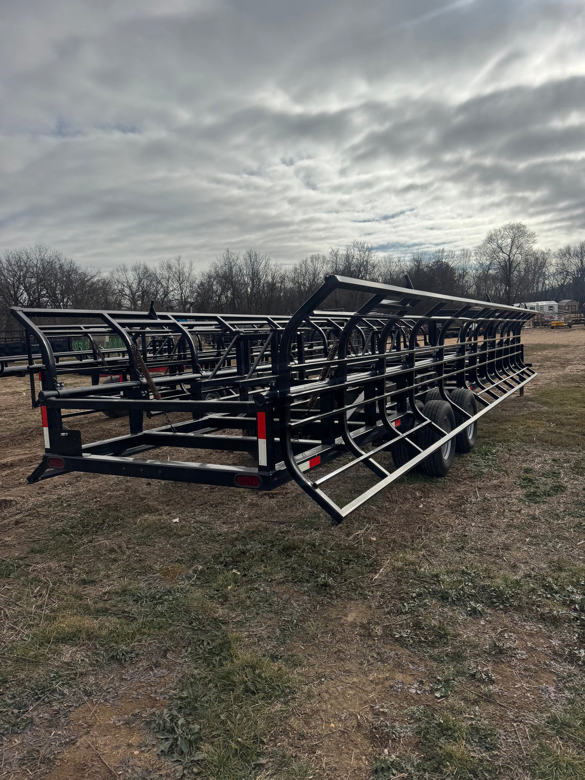 32ft Double Dump Hay Trailer (16x4)
