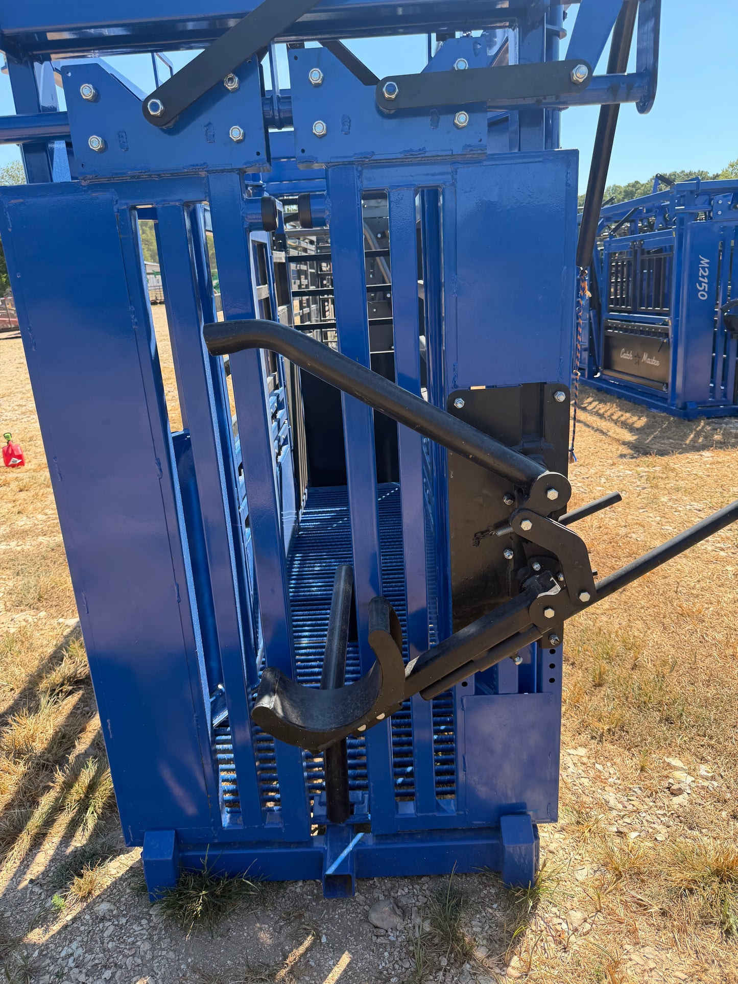 Power Catch ~ Manual Squeeze Chute