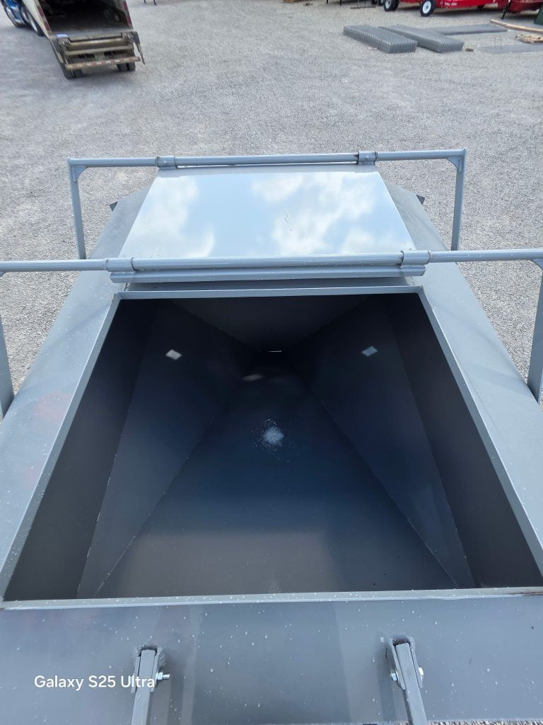 3-Ton Bulk Feed Trailer